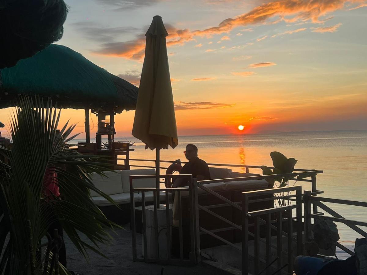 The Philip Ann Resort Mabini  Buitenkant foto