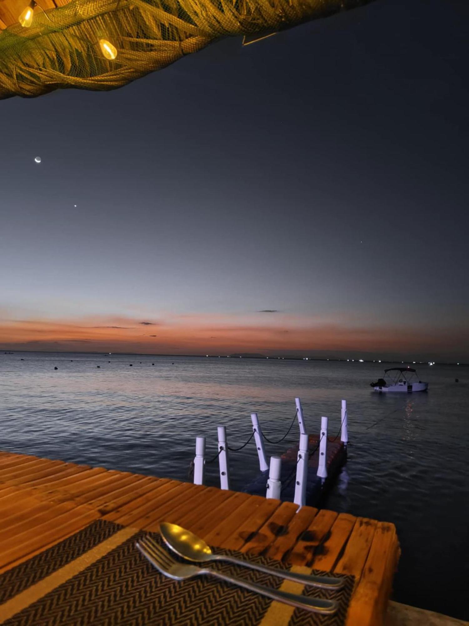 The Philip Ann Resort Mabini  Buitenkant foto